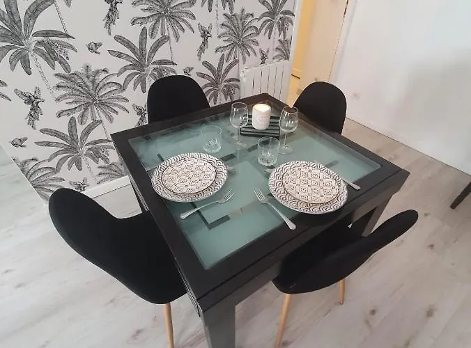 Hyper Centre - Place Du Minage Angouleme